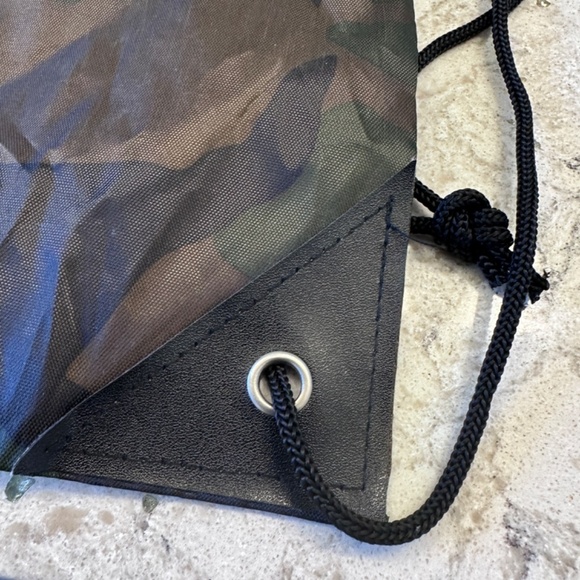 Stillzy‎ drawstring backpack style lightweight & thin - Picture 6 of 7
